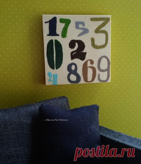 Kitty And Kat Miniatures в Instagram: «Painting tiny numbers in various fonts was a challenge! Painted on wood.»