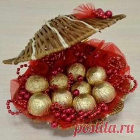 Подарки и композиции из конфет: коллекция мастер-классов