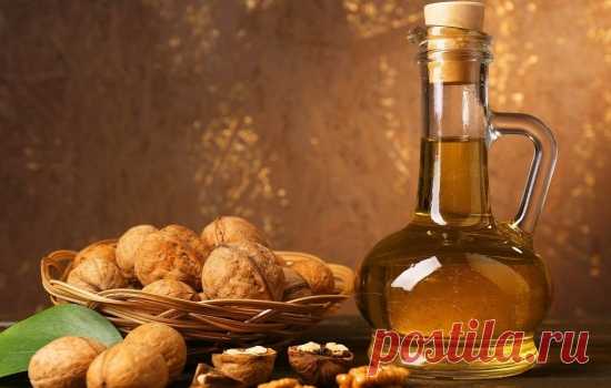 Все о настойке из грецкого ореха — рецепты и показания к употреблению. Какие болезни она помогает вылечить Настойка из грецкого ореха:  польза, противопоказания, полезные свойства настойки из грецкого ореха, можно ли  настойку из грецкого ореха детям, как употреблять её  правильно  для максимальной пользы