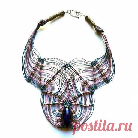 Колье в технике макраме / Украшения и бижутерия / Модный сайт о стильной переделке одежды и интерьера