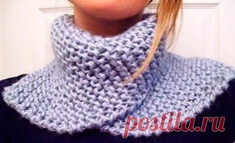 Запись на стене ВЫ УМЕЕТЕ ВЯЗАТЬ ПРОСТОЙ ПРЯМОУГОЛЬНИК ИЗ ОДНИХ ЛИЦЕВЫХ ПЕТЕЛЬ? ДА? - ОТЛИЧНО!!! МАНИШКА ПЛАТОЧНОЙ ВЯЗКОЙ. Оригинальный вариант теплой манишки из прямого полотна платочной вязкой с сайта Raverly. В результате получается асимметричный теплый воротничок, который можно носи..