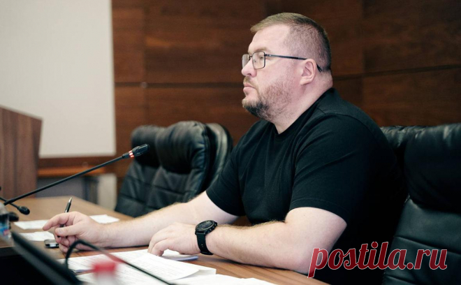 Власти Украины сообщили о ракетных ударах в Кременчуге. Работала система ПВО, сообщила глава Полтавской области. Минобороны России подчеркивает, что удары наносятся только по военным и энергетическим объектам Украины и связанной с ними инфраструктуре