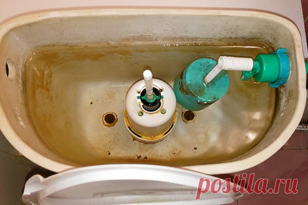 Постоянно течет вода в унитазе – что делать, как починить самостоятельно