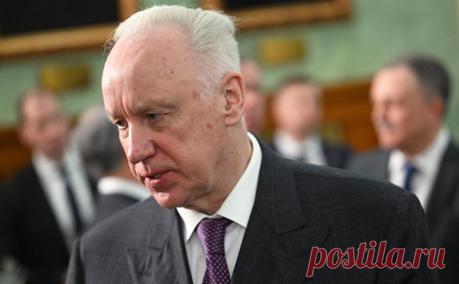 Бастрыкин поручил возбудить дело из-за избиения школьницы в Крыму. Глава Следственного комитета (СК) России Александр Бастрыкин поручил возбудить уголовное дело из-за избиения подростками своей сверстницы в городе Щелкино в Крыму.
