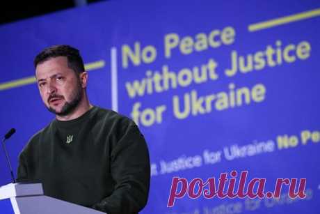 Зеленский создаст фонд восстановления Украины. Президент Украины Владимир Зеленский обсудил с руководством американской компании по управлению активами BlackRock детали создания инвестиционного фонда для восстановления страны. Политик подчеркнул, что создание такого фонда будет «мощным сигналом» по усилению инвестиционного климата.