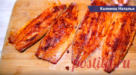 Скумбрия, запеченная с чесноком и паприкой