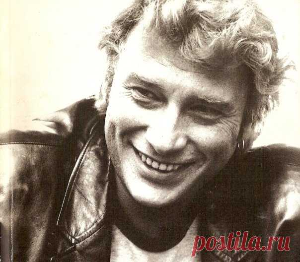 Джонни Халлидей (Johnny Hallyday)
- 15 июня, 1943 • 5 декабря 2017