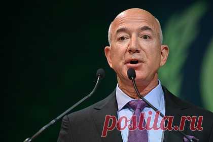 Безос призвал «задраивать люки». Основатель Amazon и один из богатейших людей на планете Джефф Безос предупредил о наступлении сложных времен в американской экономике. По его мнению, пришла пора «задраивать люки». Ранее глава банка JPMorgan Chase Джейми Даймон предупредил, что из-за серьезной рецессии американский рынок может упасть.