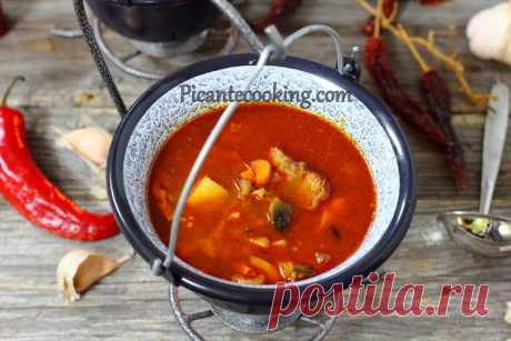 Суп-гуляш з яловичиною | Picantecooking