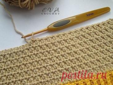 ​Плотный узор крючком Плотный узор крючкомСегодня хочу поделиться с вами одним из моих любимых узоров. Он такой простой, что справится даже новичок, но выглядит при этом очень эффектно. Я его часто использую, когда вяжу пледы или салфетки. Получается так уютно! Этот узор вяжется довольно быстро. Основной...