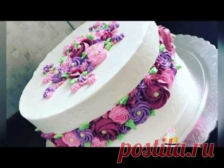 Bolo com bico embutido de rosas (rosetas)
