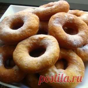 С помощью молотка, зубила и какой-то матери