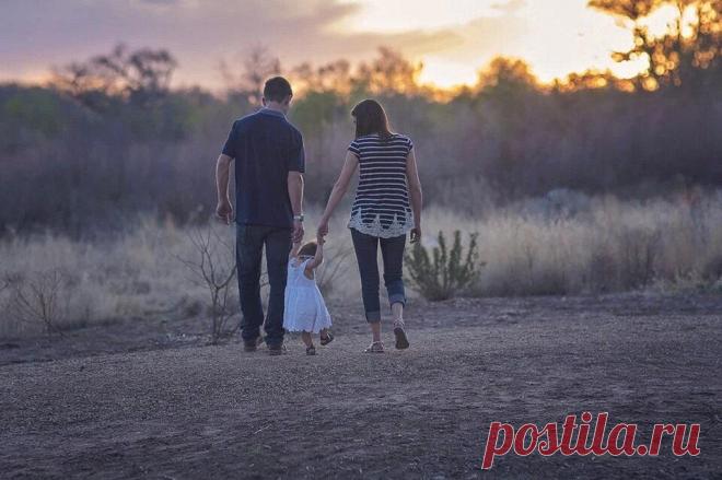 Расскажу способы проявить любовь и уважение к семье !
У вас необычная семья, и вы не променяете ее ни на какую другую — ну, в большинстве случаев они тоже. Вы любите и уважаете своих детей и партнера и хотите это доказать. Не ждите больших успехов и отмечайте семейные события. Ваши соседи могут подумать, что любящие хрустальные послания на крыльце или семейное поощрение — особенные, […]
Читай дальше на сайте. Жми подробнее ➡