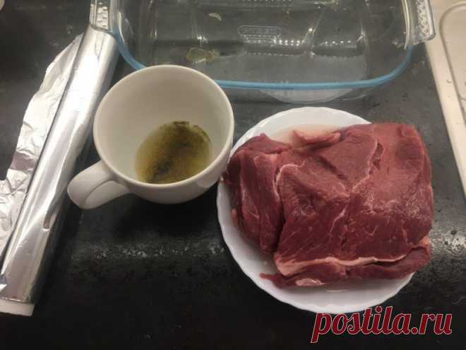 Говядина в духовке (очень мягкая, но не рассыпчатая, режется идеально) — Кулинарная книга - рецепты с фото