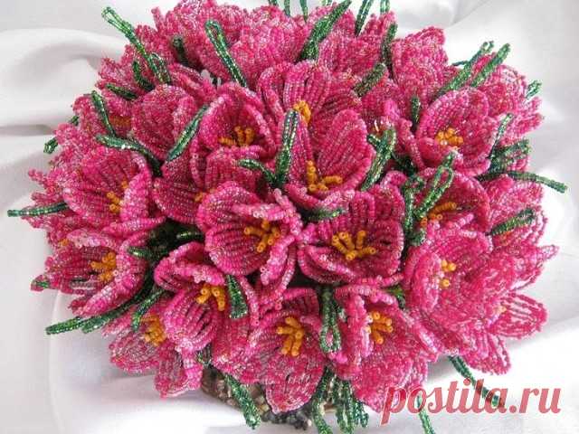 Крокусы из бисера. Вот это красота!