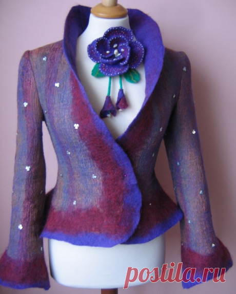 Giuseppina Italia приколол(а) это к доске Felted jackets, coats &amp; wra…