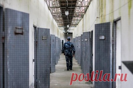 Привилегированное положение члена банды Цапков в российском СИЗО опровергли