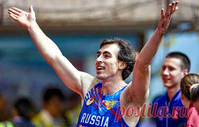 Бегун Шубенков заявил, что не готов поменять свои старые шиповки на современный "карбон". По словам спортсмена, старые шиповки на тонкой подошве ему нравятся намного больше