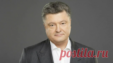 Журналист Кот: Порошенко намерен шантажировать западных кураторов Дальнейшая судьба экс-президента Украины Петра Порошенко будет зависеть о того, есть ли у него компромат на лидеров западных стран. Таким мнением поделился в беседе с ФАН журналист Юрий Кот. Ранее украинские пограничники не позволили Петру Порошенко выехать в Польшу для участия в Парламентской Ассамблее НАТО. «Логика поведения Порошенко в течение всех этих лет говорит о том, что скорее всего он собирался пок...