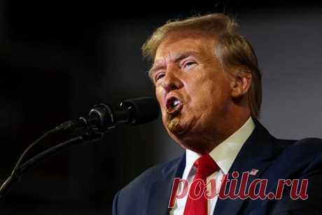 В США заявили о намерении Трампа добиваться переговоров между Россией и Украиной. Бывший президент США Дональд Трамп в случае переизбрания на второй срок будет добиваться мирных переговоров между Россией и Украиной. Об этом сообщает Bloomberg со ссылкой на источники. По словам одного из советников Трампа, обещания прекратить оказывать военную помощь ВСУ могут помочь убедить Киев начать переговоры.