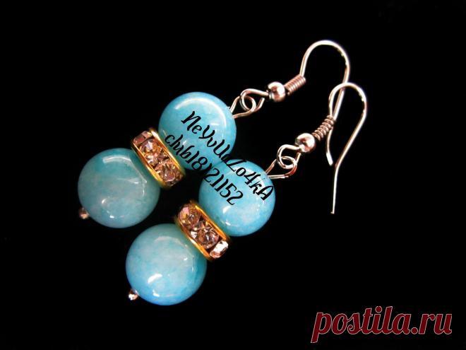 серьги голубые) 
Материал:камень-аквамарин 10мм,металлическая фурнитура под серебро.
цена:160 р.