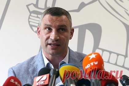 Захарова заявила о забывшем отправить своих детей на фронт Кличко