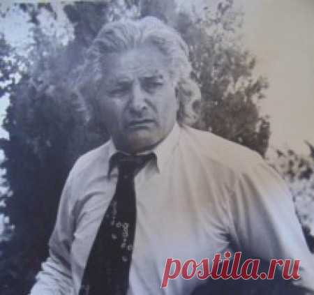 1974 թվականին, երբ հայտնի քննադատ Սուրեն Աղաբաբյանը Շիրազին հայտնեց նրան Լենինի շքանշանով պարգևատրելու որոշման մասին, պատասխանը հետևեց.
«Եվ փոխարենը ի՞նչ են նրանք (Սովետական կառավարությունը) ուզում, իմ լռությունը գնե՞լ»։
Ես եմ գրել «Ղարաբաղի ողբը», ես եմ երկնել «Հայոց Դանթեականը», ինձ շքանշաններ պետք չեն,ես իմ ազգի արդար բողոքը պիտի բարձրացնեմ միշտ ...
Ցավոք որակյալ ու ժողովրդին ճիշտ ուղղորդող մտավորականություն այլեւս չունենք...

Բարի լույս Շիրազ ծնած ազգ իմ ❤