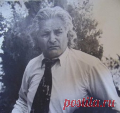 1974 թվականին, երբ հայտնի քննադատ Սուրեն Աղաբաբյանը Շիրազին հայտնեց նրան Լենինի շքանշանով պարգևատրելու որոշման մասին, պատասխանը հետևեց.
«Եվ փոխարենը ի՞նչ են նրանք (Սովետական կառավարությունը) ուզում, իմ լռությունը գնե՞լ»։
Ես եմ գրել «Ղարաբաղի ողբը», ես եմ երկնել «Հայոց Դանթեականը», ինձ շքանշաններ պետք չեն,ես իմ ազգի արդար բողոքը պիտի բարձրացնեմ միշտ ...
Ցավոք որակյալ ու ժողովրդին ճիշտ ուղղորդող մտավորականություն այլեւս չունենք...

Բարի լույս Շիրազ ծնած ազգ իմ ❤