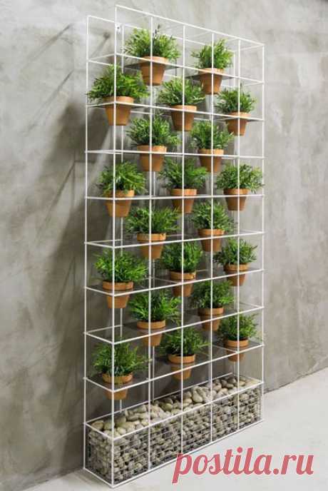 30 Vertical Wall Planter Pots Ideas