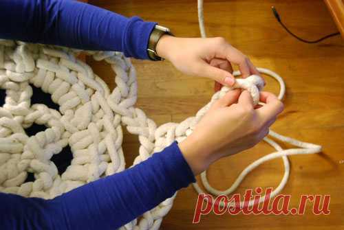 Коврик из бельевой веревки своими руками
#коврик #бельеваяверевка #своимируками