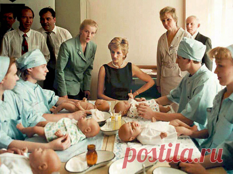 Фотоподборка: «Её Высочество принцесса Уэльская Диана»