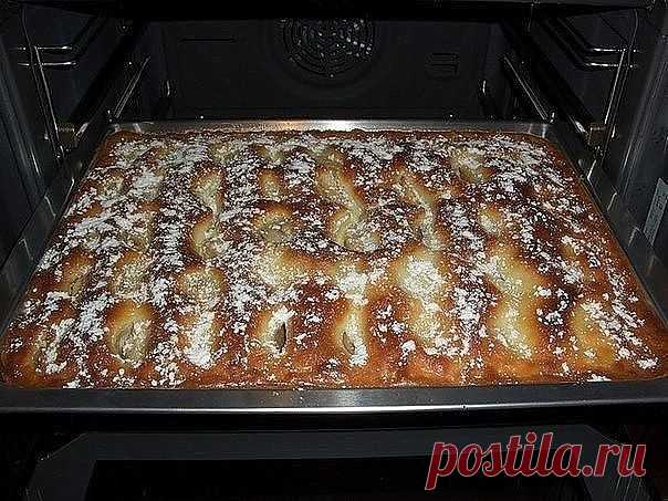 ПИРОГ С ЯБЛОКАМИ! ПРОСТО ПИРОЖНОЕ!

Любите пироги, как пирожное, тогда этот рецепт для вас! А я все еще пеку пироги с яблоками! Обожаю!

Для теста:
-125 г сливочного масла или маргарина 