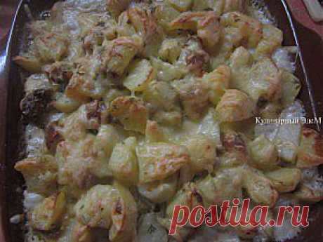 КАРТОФЕЛЬ, ЗАПЕЧЕННЫЙ СО СЛИВКАМИ И ГРИБАМИ В ДУХОВКЕ | КУЛИНАРНЫЙ ЭДЕМ У СЕБЯ ДОМА
Картофель, запеченный со сливками и грибами – это очень простое в приготовлении блюдо, которое украсит любой стол. Это вкусный гарнир к рыбе и мясу, используется также как самостоятельное блюдо. Сливки придают обычному картофелю потрясающий вкус.