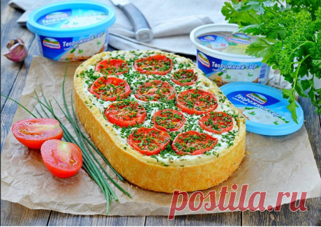 фермерский пирог с зеленью и помидорами....