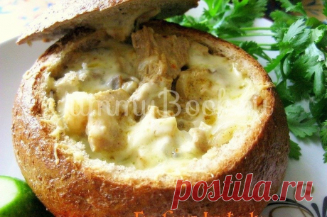 Мясо в хлебном горшочке.