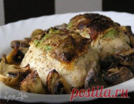 Куриная грудка «Страсть спортсмена». Ингредиенты: брокколи замороженная, шампиньоны, камамбер Все кто занимается спортом, прекрасно знают «скучный» вкус куриной грудки, который вызывает вздохи :) Мне часто задают вопросы по поводу правильного питания. Немного проэксперементировав и перечитвав дюжину рецептов, я придумала этот замечательный сбалансированный рецепт для спортсменов. Трудно разнообразить свой ежедневный рацион, причем полноценно сбалансировать его и рассчитать...