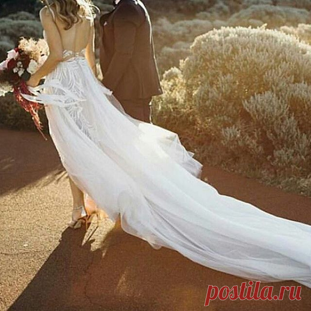 Ну, вот как тут  без шлейфа?! Доброе утро! 🌞 💋 Свадебная студия BEZE
Ул. Дыбенко 23, 2 этаж
📞 8 927 703 45 73

#самарасвадьба #самараневеста #свадебныеплатьясамара #свадебныесалонысамара #свадебныесалонысамары #свадебныйсалонсамара #бузулук #бугуруслан #сызрань #отрадный #тольятти #нефтегорск #пугачев #похвистнево