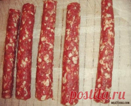 Вкусная сырокопченая колбаса в домашних условиях