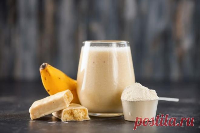 20 отличных рецептов протеиновых коктейлей Протеиновые коктейли незаменимы для тех, кто придерживается правильного питания и здорового образа жизни. Они помогают добрать норму белка, улучшают пищеварительные и обменные процессы, способствуют похудению. Рассказываем 20 лучших рецептов в домашних условиях!