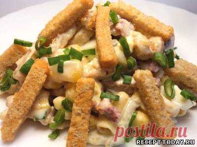 Рецепт: Cалат с кукурузой и колбасой