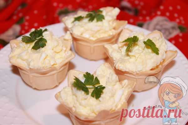 Тарталетки с яйцом и сыром - рецепт воздушной закуски