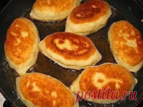 Пышные и вкусные пирожки на сметанном тесте к ужину