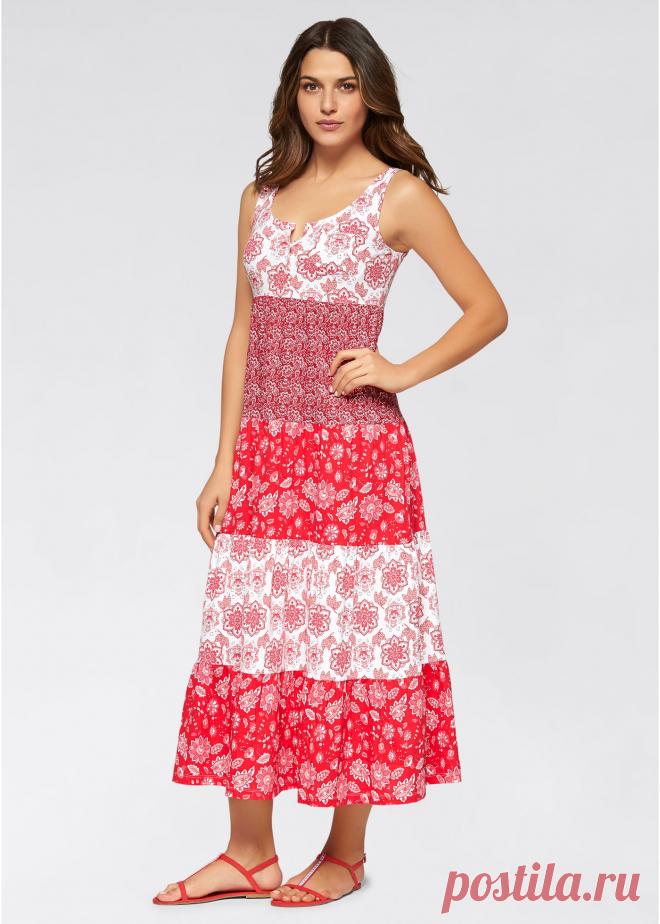 Длинное трикотажное платье со сборками - серый/черный с узором