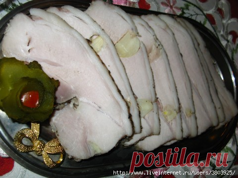 Свинина, запеченная в черном хлебе