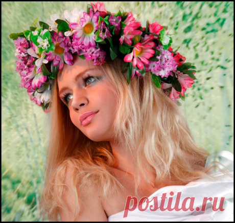 И царица достойна и корона хороша..:))