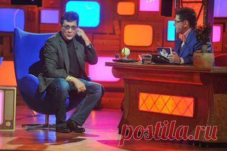 «Большая разница» вернется на Первый канал. Юмористическое шоу «Большая разница» вернется в эфир Первого канала. Первый выпуск россияне увидят 1 января в 18:30. Его ведущими будут актеры Сергей Бурунов и Нонна Гришаева. Сообщается, что в нем будут представлены пародии на фильмы и сериалы «Чебурашка», «Вызов», «Холоп», «Полицейский с рублевки» и другие.