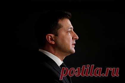 Украинский генерал рассказал о вынужденном ультиматуме Зеленского согражданам. Президент Украины Владимир Зеленский может использовать угрозу «агрессии» со стороны России в качестве повода для выполнения Минских соглашений, заявил генерал-лейтенант МВД Украины в отставке Геннадий Москаль. По его словам, у Зеленского могут «заехать шарики за ролики», и он выдвинет своим согражданам ультиматум.