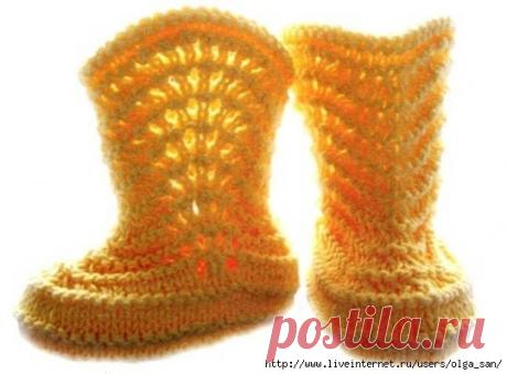 Вяжем пинетки - сапожки спицами.