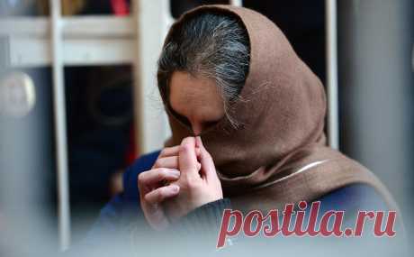 Обвинение запросило 14,5 года колонии для экс-главы Внешпромбанка. Банк России отозвал лицензию у Внешпромбанка в январе 2016 года и сообщил, что «дыра» в банке превышает 200 млрд руб. Президент банка Лариса Маркус была арестована, а ее брат, совладелец банка Беджамов, бежал из страны