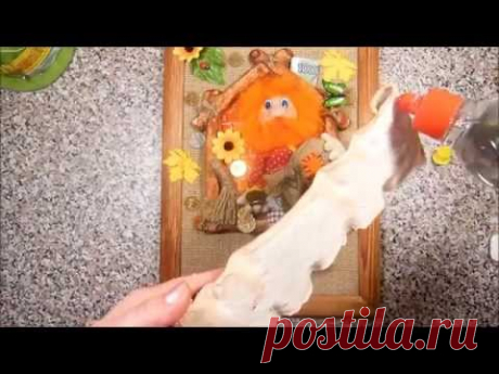 Мастер-класс № 9 Панно-оберег "Деньги в дом" Приклеиваем надпись к рамке.